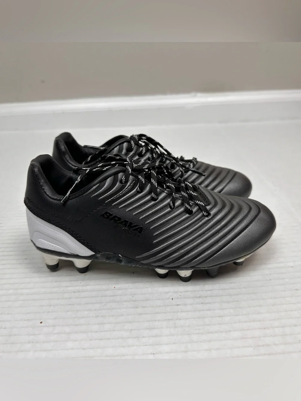 Brava Soccer Cleats Kids Youth Size 13D Exempt Turf Shoes indoor Football